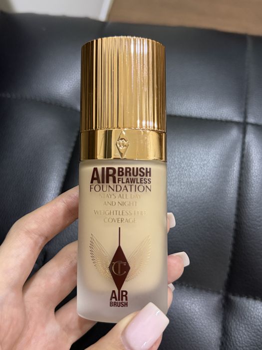 Charlotte Tilbury Airbrush Flawless Foundation