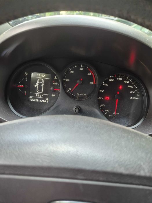 Seat Leon 2.0 TDI FR (Pachet Fabrică) | 175.000 km | Proprietar