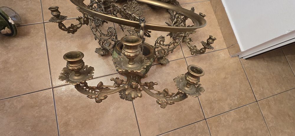 Candelabru policandru  lustra