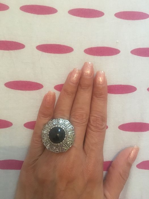 Дамски бижута - гривни и пръстени