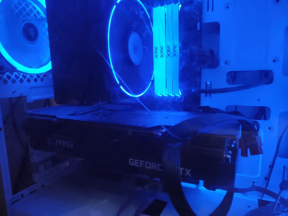 Продам мощный игровой компьютер !