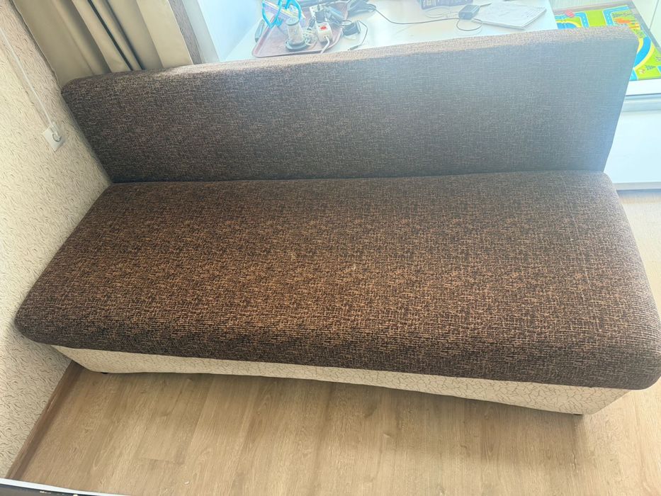 Продам диван хорошем состоянии