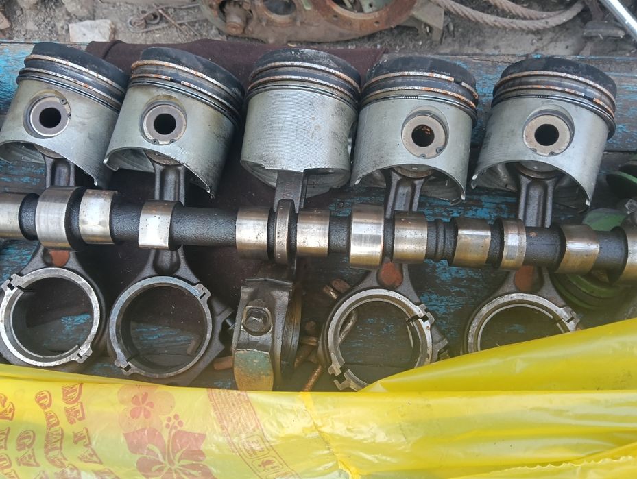 Piese combina John Deere model 965