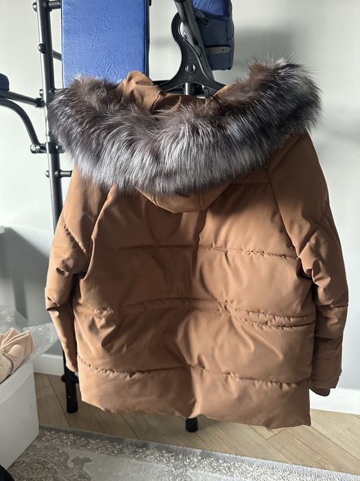 Продам зимнюю куртку М размер