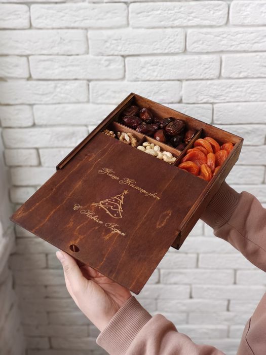 Подарочные деревянные коробки