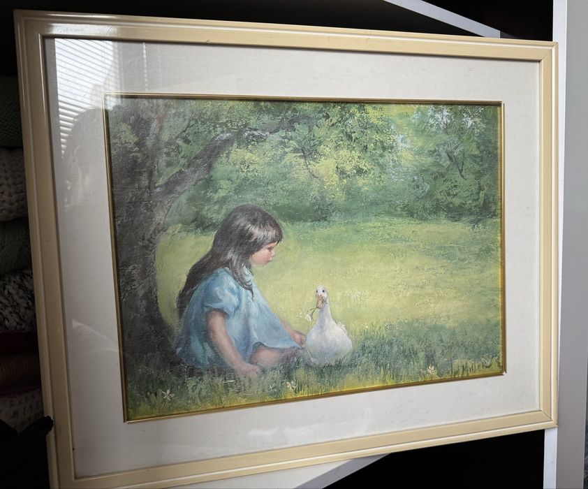 Картина момиче  с патица+ рамка