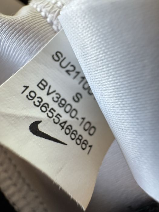 Дамско бюстие Nike