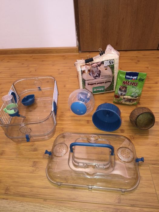 Cușcă hamster plus mâncare și rumeguș