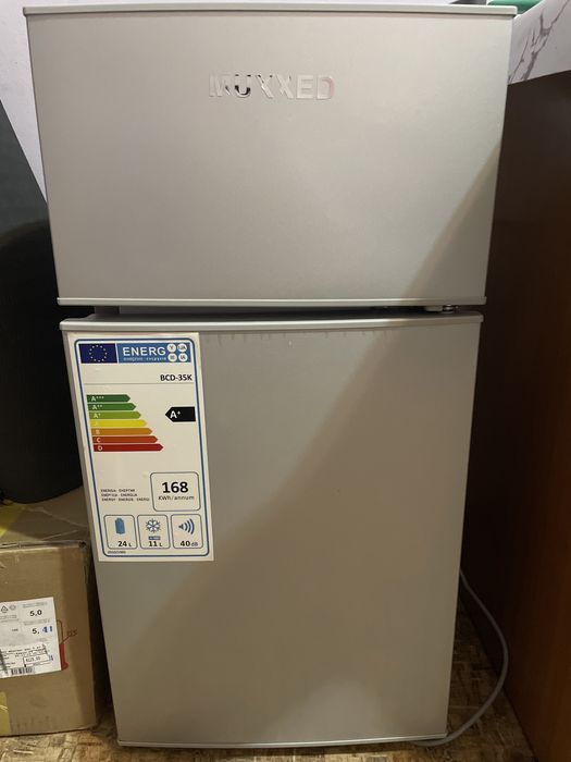 Новый Холодильник с морозильником