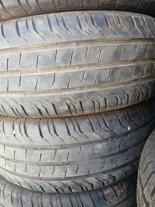 225 55 17  С  за бус Продават се 4 броя