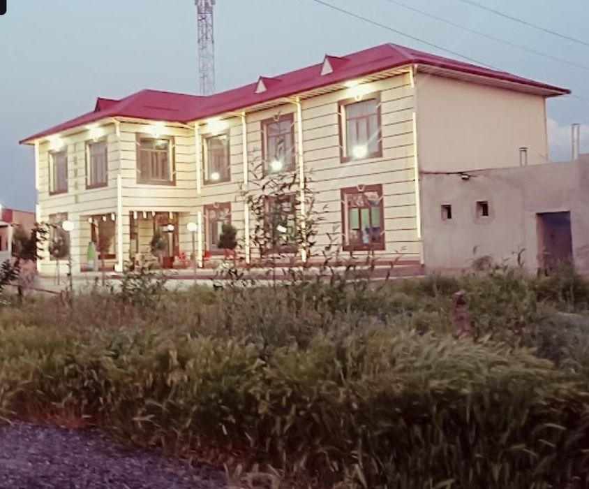 Restoran, choyxona, bazmgoh.