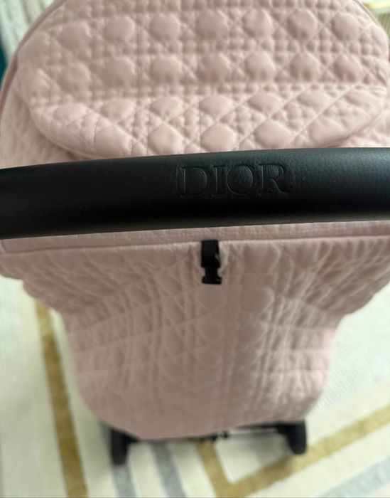 Продам коляску Dior оригинал