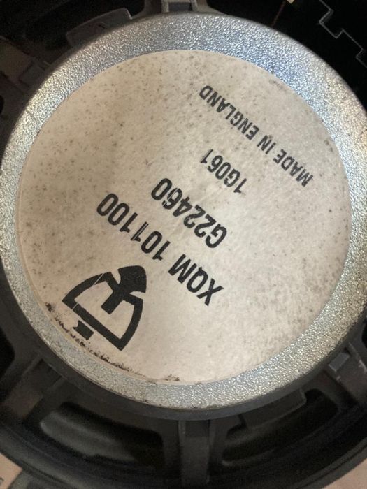 Casetofon auto și boxe