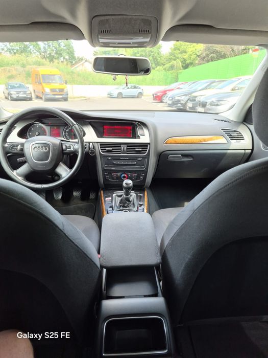 Vand AUDI A4 B8 2009