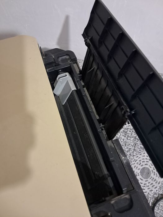 Продам  Принтер б/у