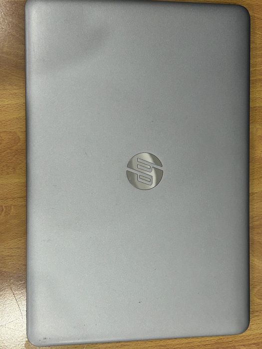 Лаптоп HP 850 G3 i5/8GB RAM/256GB с 3 месеца гаранция!