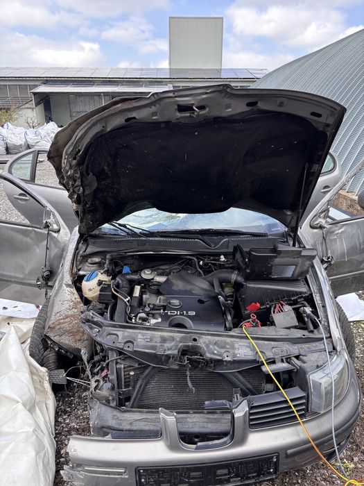 Seat Leon 2005 на части