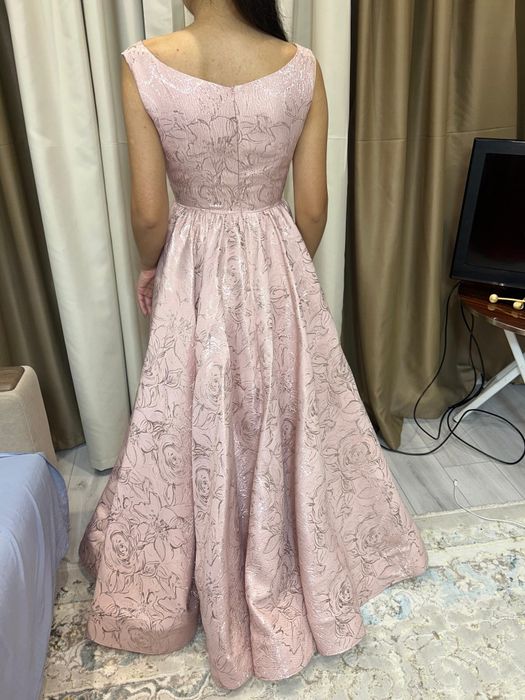 Вечернее, выпускное платье.