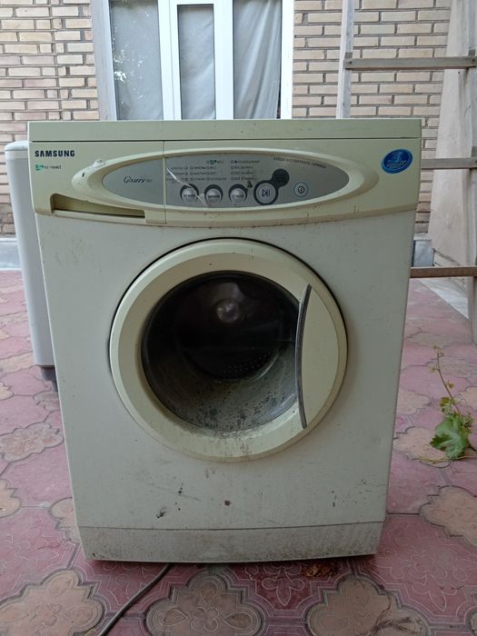 Kanditsaner sotiladi