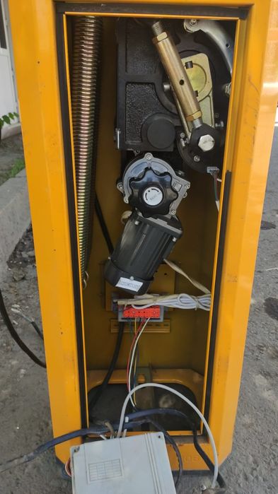 Ремонт  шлагбаума.