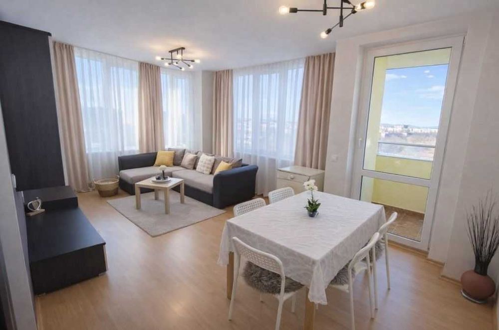 Двустаен апартамент под наем Дружба 1