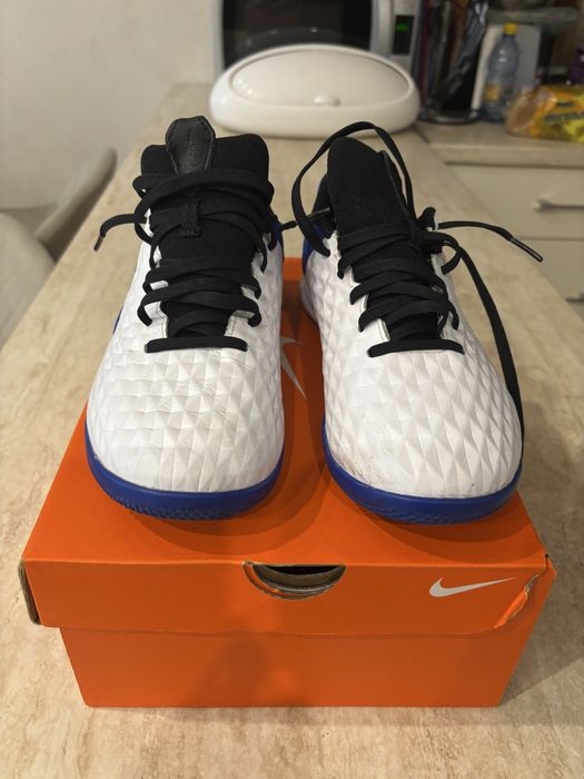 Футболни обувки Nike 38,5