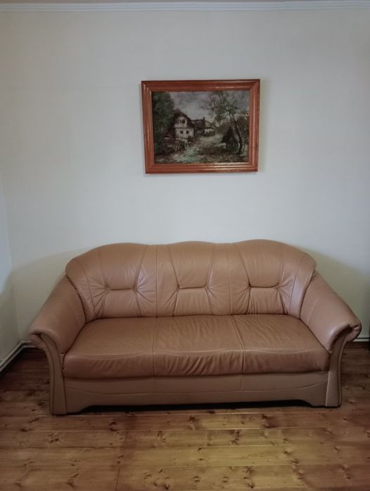 Canapea 3 locuri imitatie piele