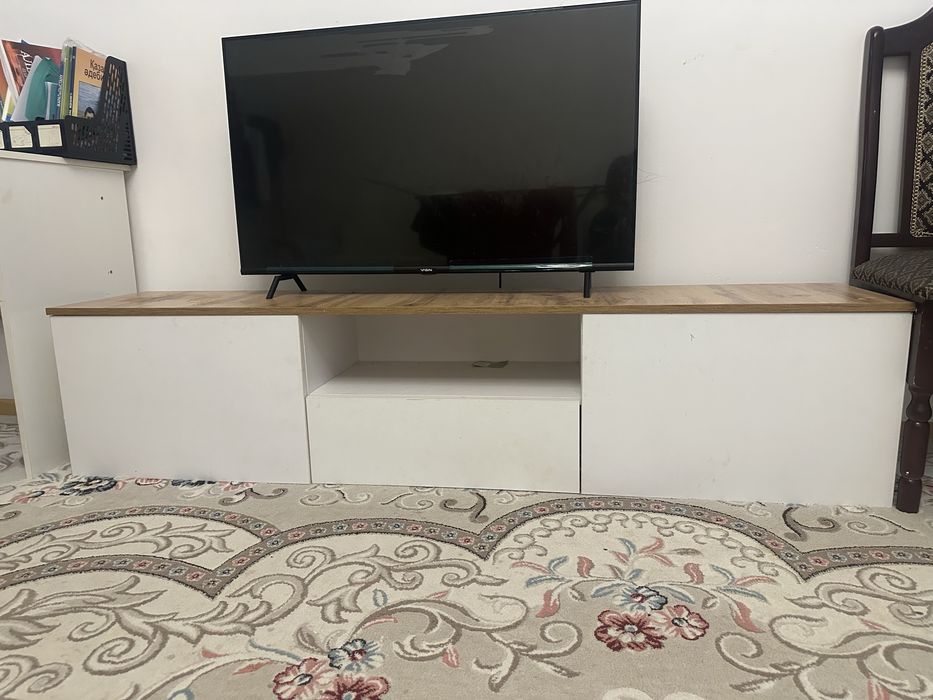 Продам тв не рабочий. Yasin.