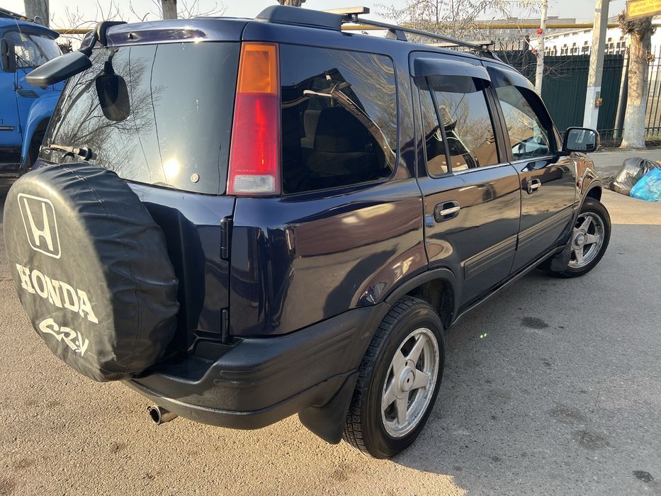 Продам хонду cr-v