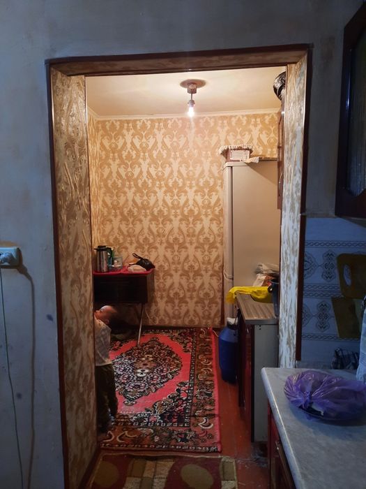 Chirchiq shahrida 3 xonali uy sotiladi