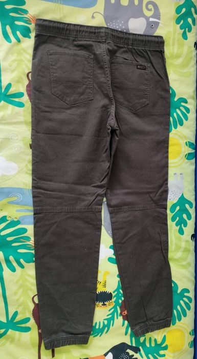 Комплект  панталони и дънки 152см