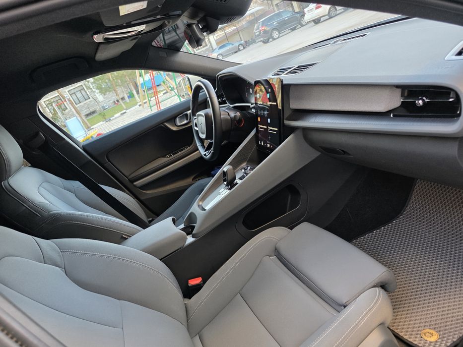 Volvo Polestar-2 СРОЧНО продаётся.