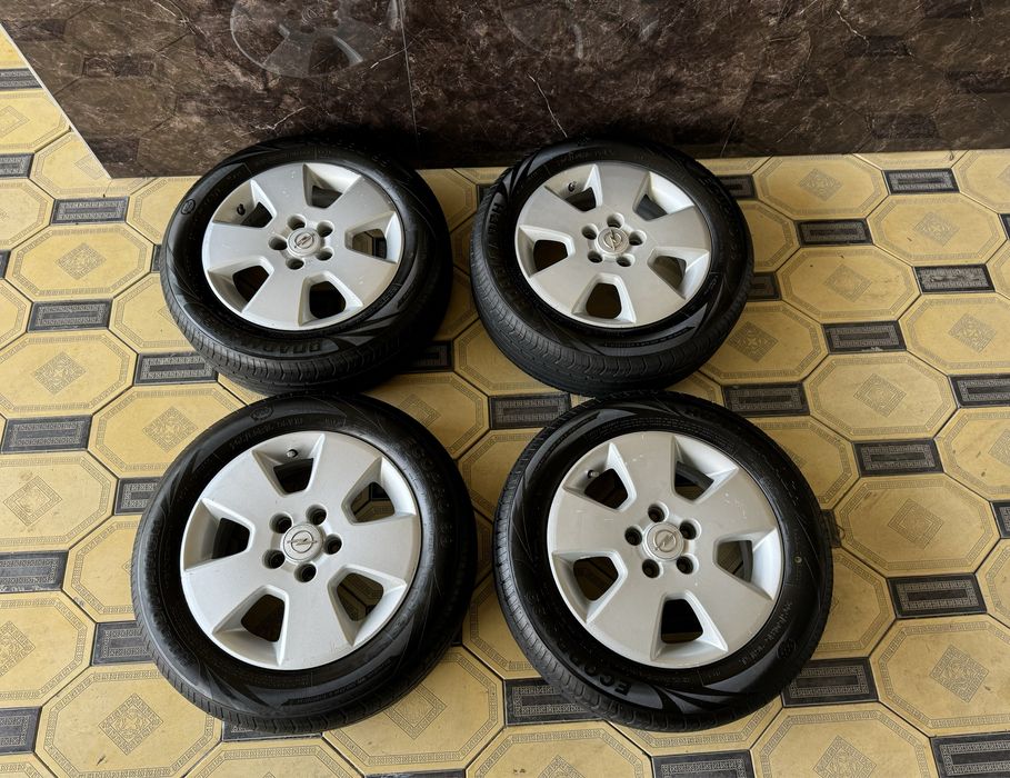 Титановый диски и шины Опель