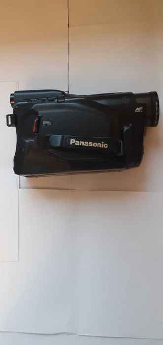Видеокамера Panasonic RX10