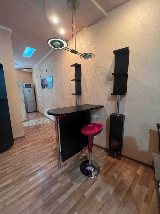 Сдаётся квартира 2/1/4 Ц-1  Метро Хамида Алимджана