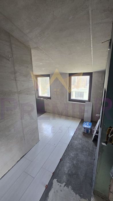 Продава се Мезонет в Варна, Бриз - 350 кв.м за 1286 €/кв.м - Снимка #9