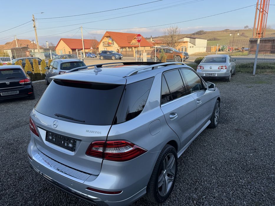 Mercedes ML 250 Amg - panoramic
