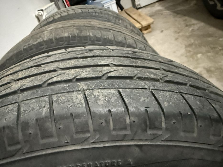 Летние шины 225/60/17 99V