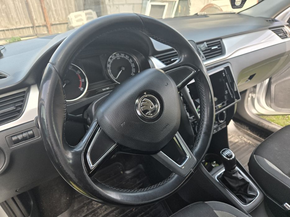 Android 12  auto Skoda VW