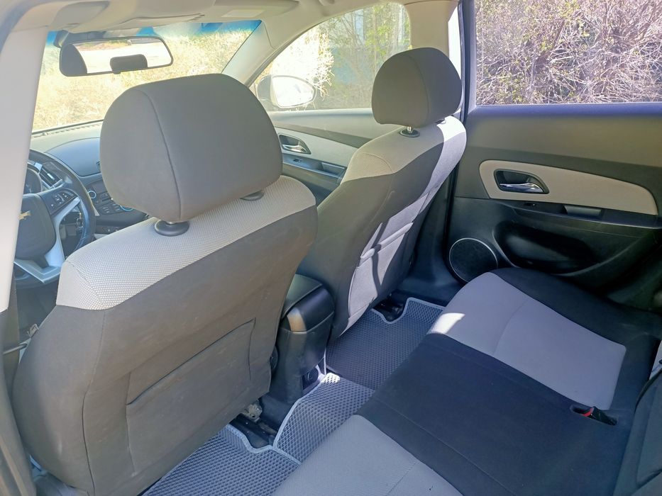 Продам авто Шевроле Круз