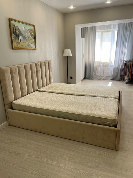 Продам матрас размером 90×200 см.