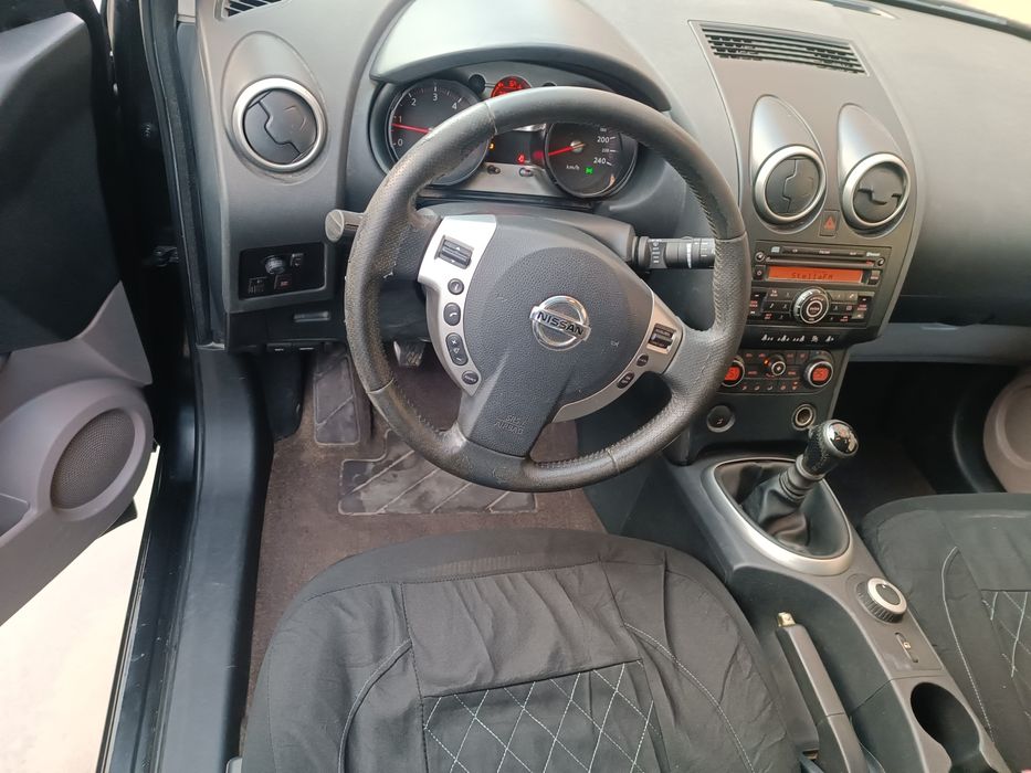Nissan Qashqai+2