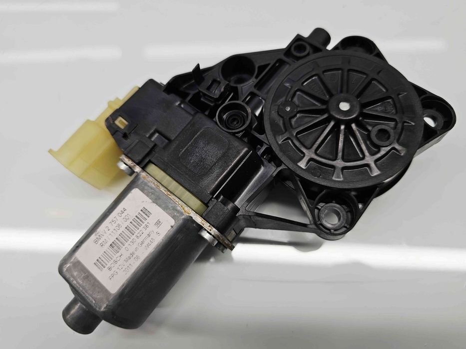 Motoras geam dreapta fata MINI Cooper (R56) [Fabr 2006-2014] 2757044