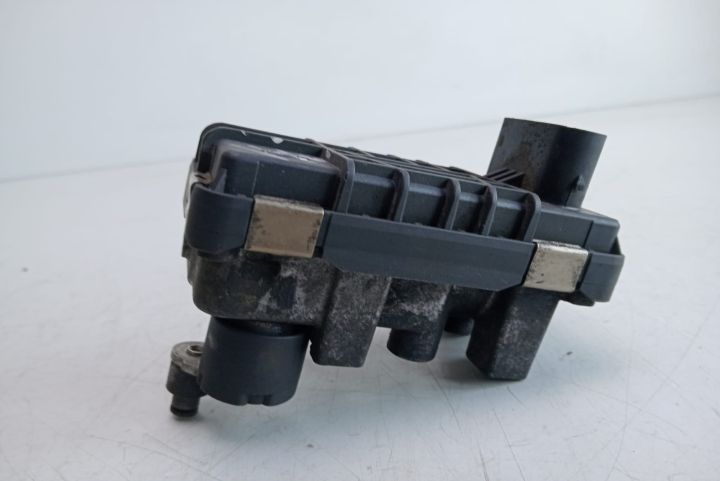 Actuator turbo 6NW008412 Mercedes-Benz E-Class W211 (facelift) seria