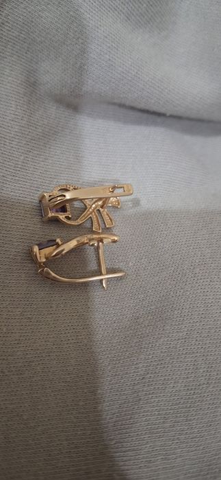 Продам золотые серьги союз 585 проба