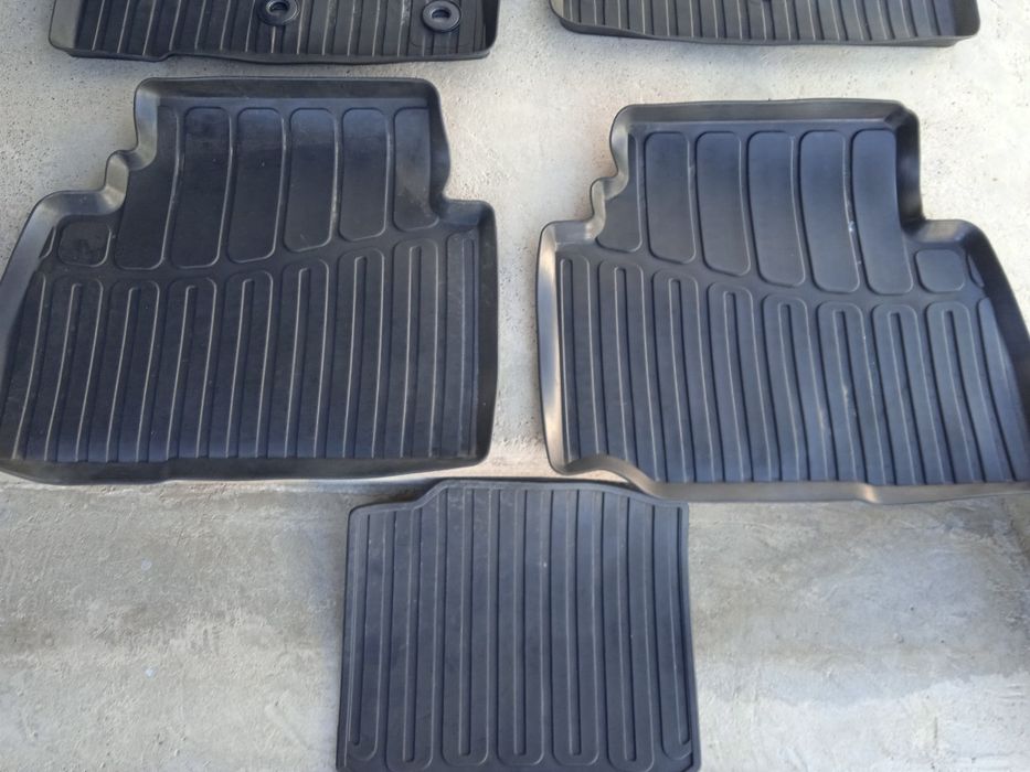 Полики Land Cruser 200