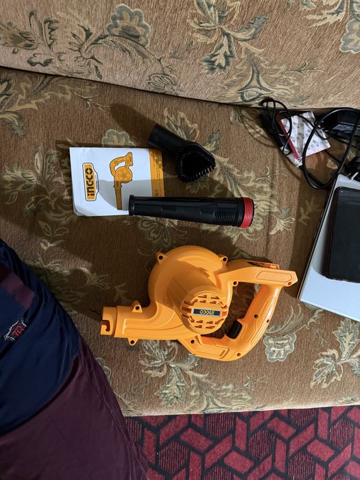 Воздуходувка Ingco CABLI20028, желтый