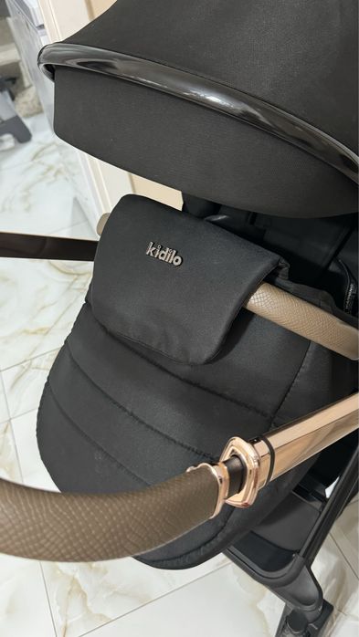 Коляска.         кидило         состояние жаксы.