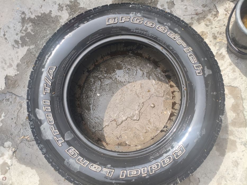 Шины BFGoodrich 2шт.