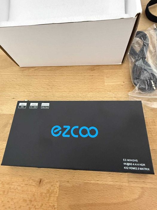 HDMI Splitter EZCOO 4x2 (4 intrări / 2 ieșiri) - 4K 60Hz HDR